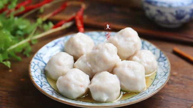 鱼丸千川怎么投?