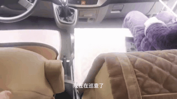 女子房车出游遭遇连番故障