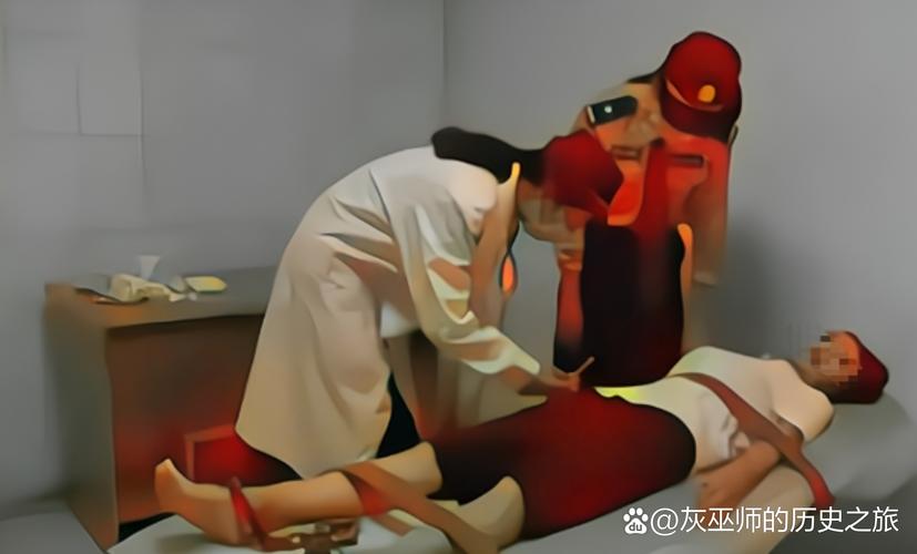 秘鲁女子吵架冲向男友力道过大坠亡