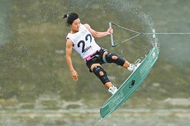 世运会开幕式“点火女孩”徐露摘金