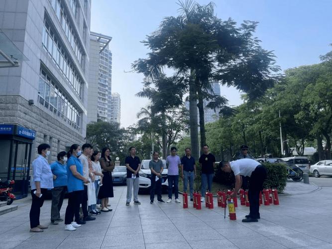 厦门海沧区一生物科技公司发生火灾