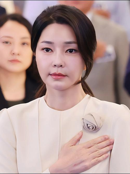 金建希接受被捕后首次调查