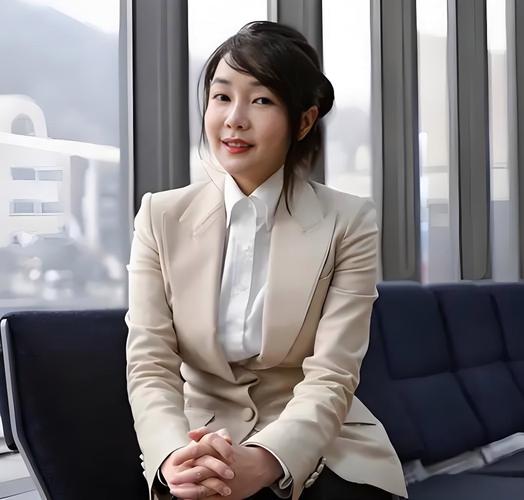 金建希接受被捕后首次调查，揭秘事件真相