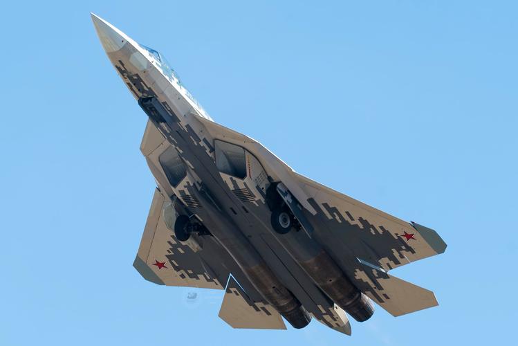 苏-57与F-22战机首度交锋展望
