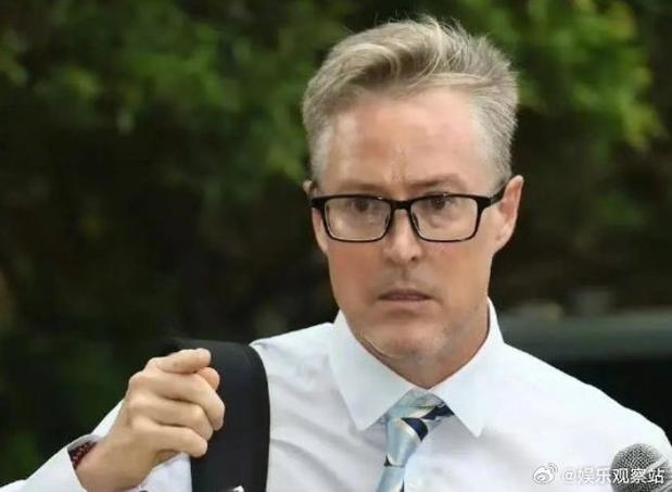 夏克立婚内出轨传闻，与女儿粉丝的不当关系曝光