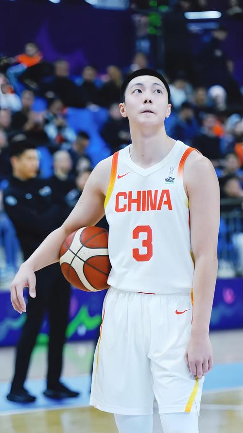 亚洲杯决赛 中国男篮最多时领先15分