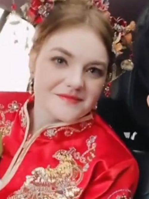 小伙送外卖结识美籍幼师5个月闪婚