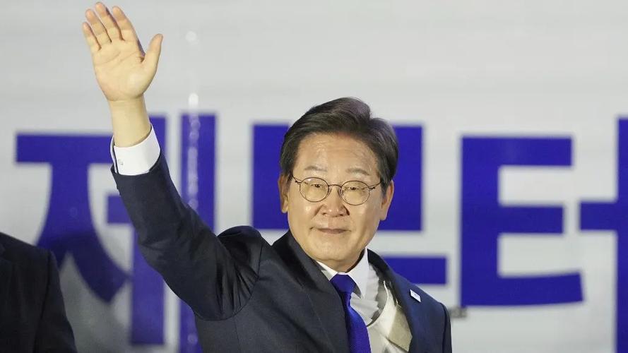 李在明与韩国五大财阀巨头座谈