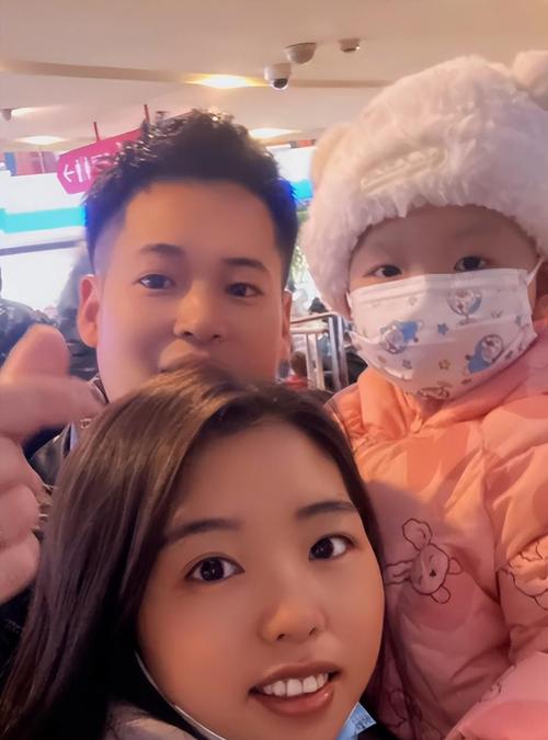 40天女婴肝病恶化 父亲割肝救女