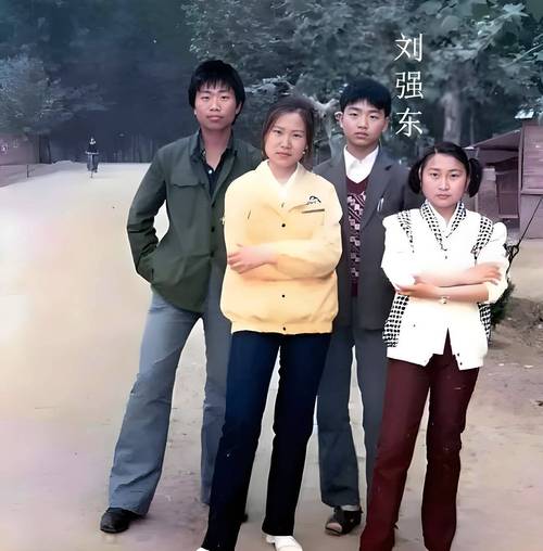 刘强东“富贵归故乡”