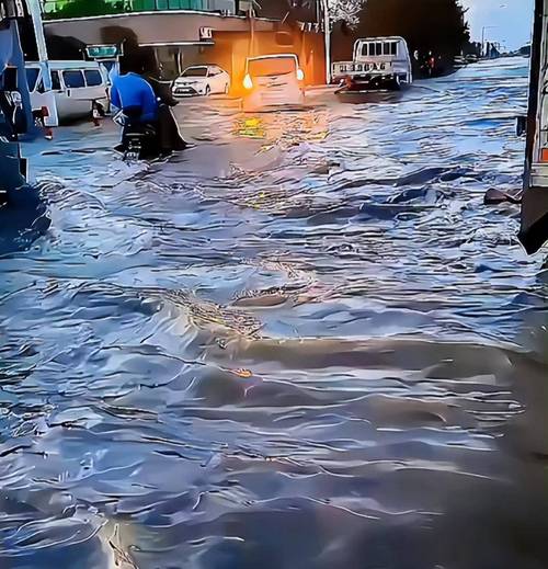 厦门交警辟谣翔安隧道海水倒灌