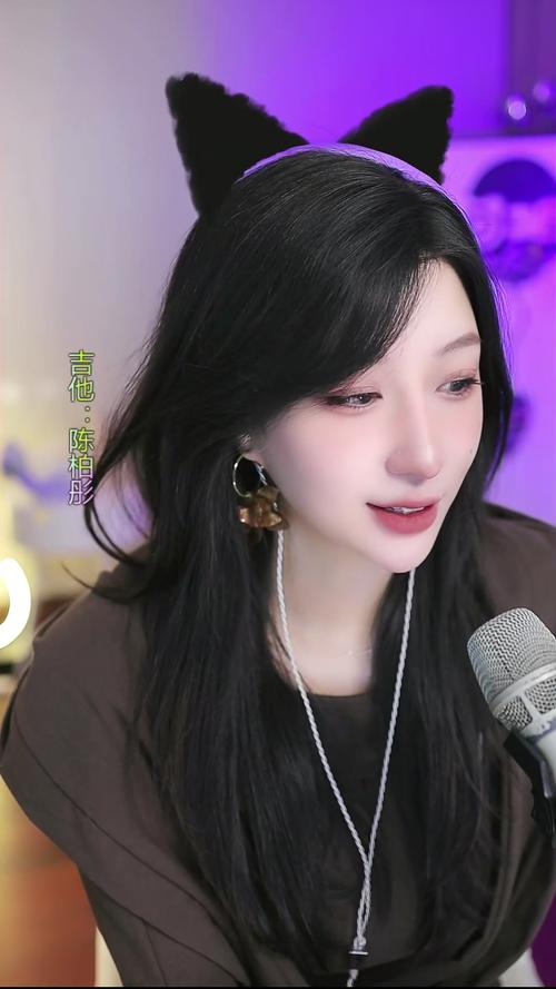 九三文艺晚会超50%演员是00后
