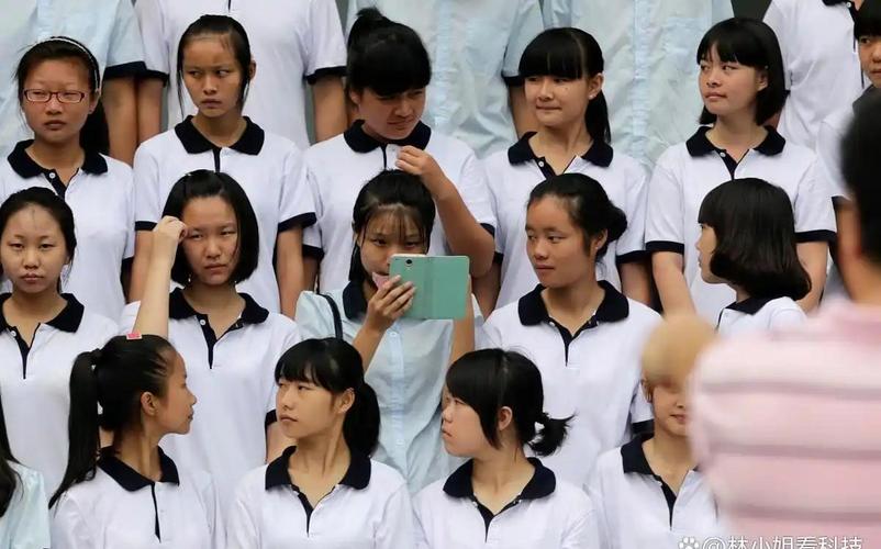 教育局回应中学强制女生剪斜面短发