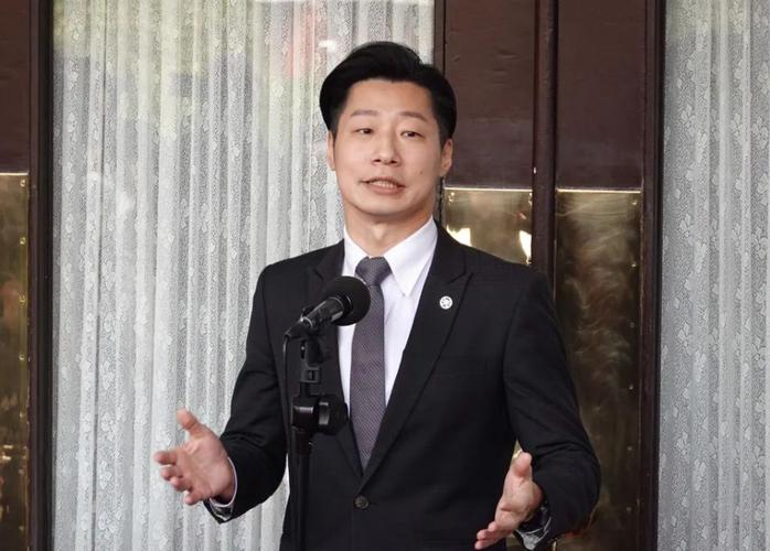 台媒征芬兰站记者引发质疑，疑似讨好林昶佐