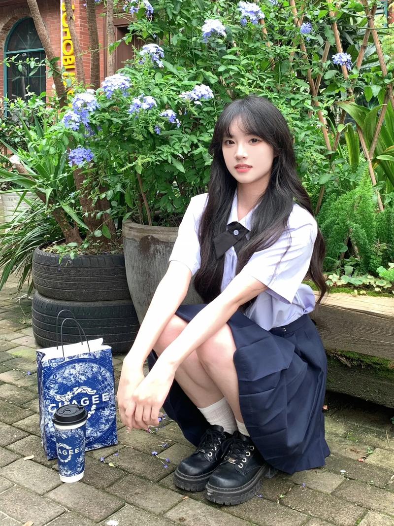 AG全员泰式校服体现校园感