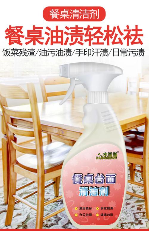 快餐店回应员工用筷子桶装水擦桌椅