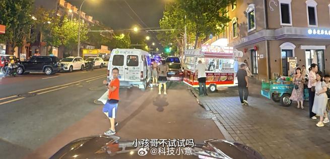 青甘大环线成老外显眼包打卡地