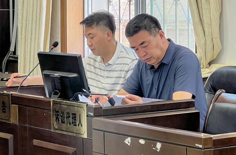 “民告官”湖北一市市长出庭应诉