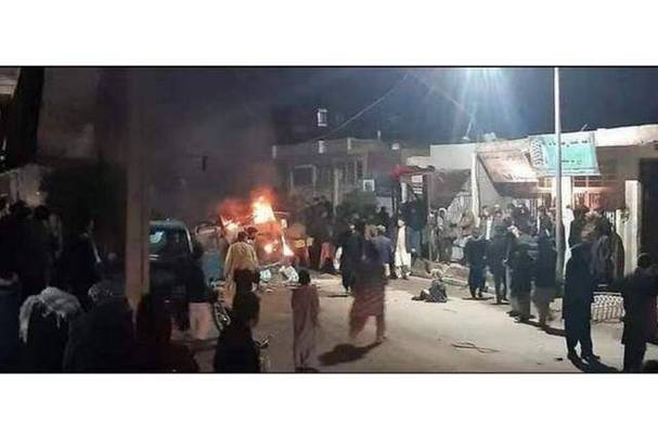 阿富汗巴基斯坦冲突:子弹穿梭如激光
