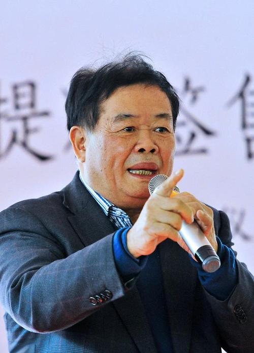 曹德旺:我承诺捐100亿元一定算数