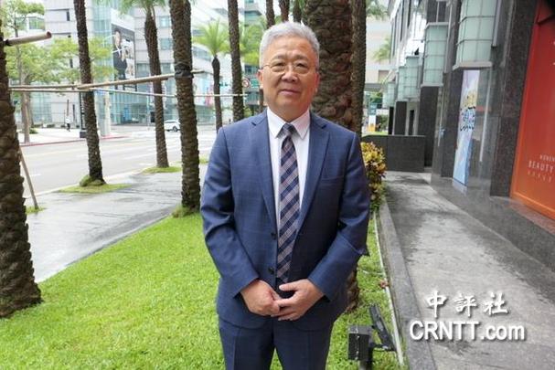 台军新兵体测标准引争议，栗正杰揭露离谱标准