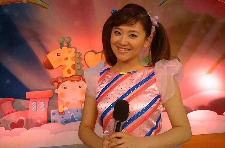 月亮姐姐宣布离开央视少儿频道
