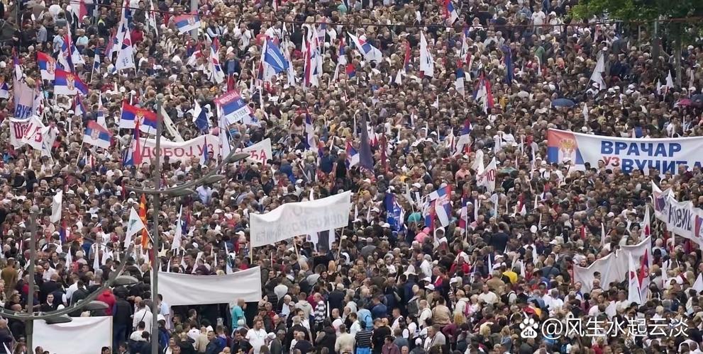 塞尔维亚议会外爆发枪战