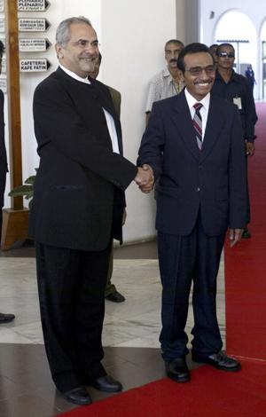 东帝汶总理正式加入东盟，动情时刻流泪