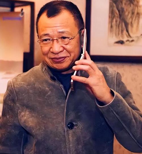 76岁“欢喜哥”许绍雄被曝病危入院