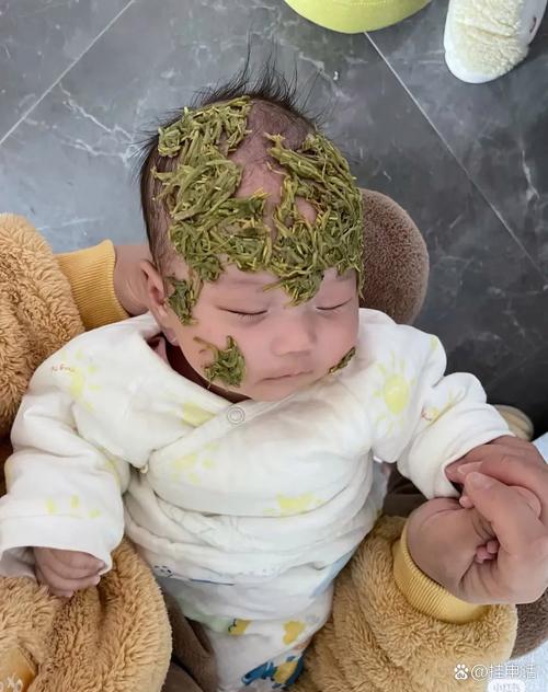 熊孩子误吞10克金豆6天后排出