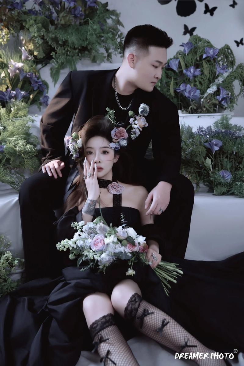 新人拍婚纱照遭遇“黑天鹅抢新娘”