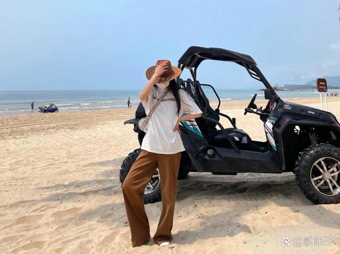 女子体验沙滩车侧翻18根肋骨断裂