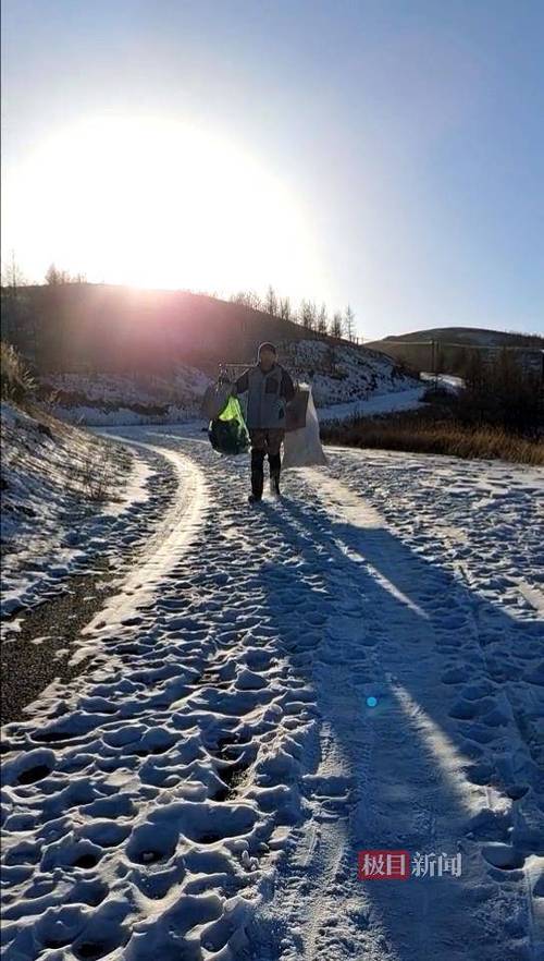 男子十年进山371次，清理垃圾超两万斤