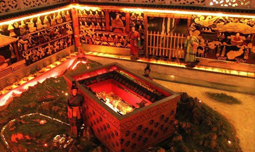 秦始皇陵真的存在毒吗？