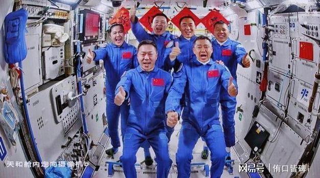 神舟二十一号航天员行囊揭秘，探索太空的秘密装备