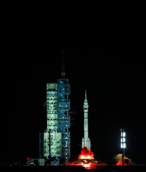 神舟二十一号发射成功