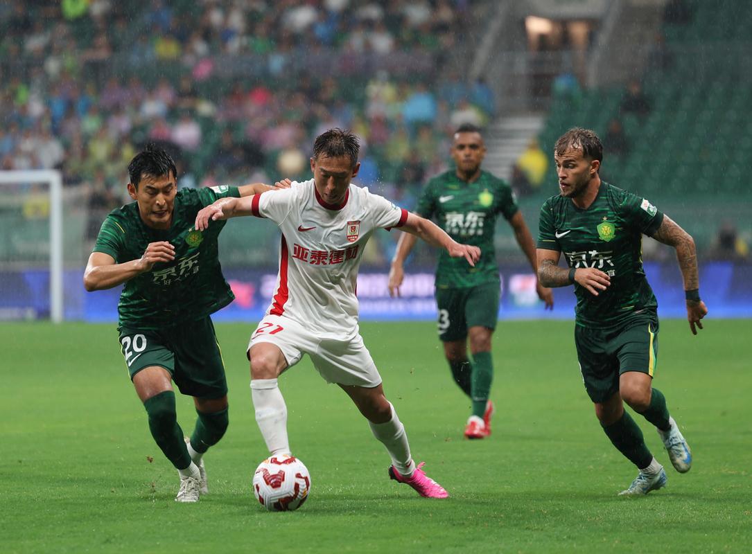 长春亚泰0比4北京国安