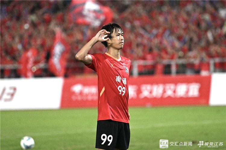 南通队队长射失点球泪洒当场