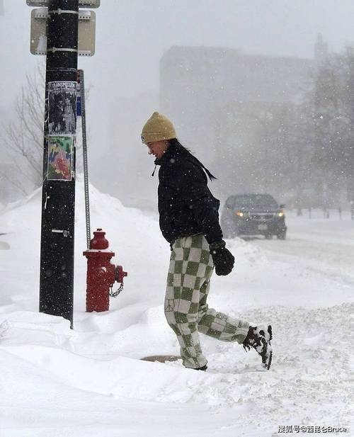 罕见特大暴雪来袭，大范围雨雪影响多地