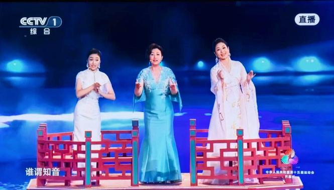 粤港澳粤剧艺术家共演彩云追月展非遗魅力