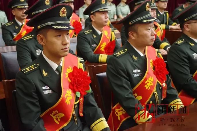 北京卫戍区千余名官兵喜提新装备
