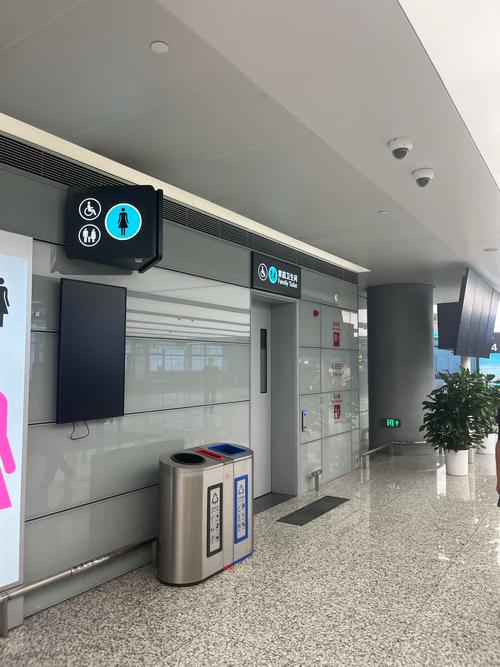 宁波机场回应旅客在候机室抽电子烟