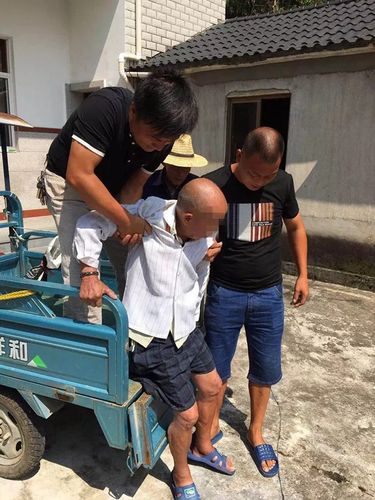 村民善意搭载老人遭遇车祸，助人者获豁免起诉。