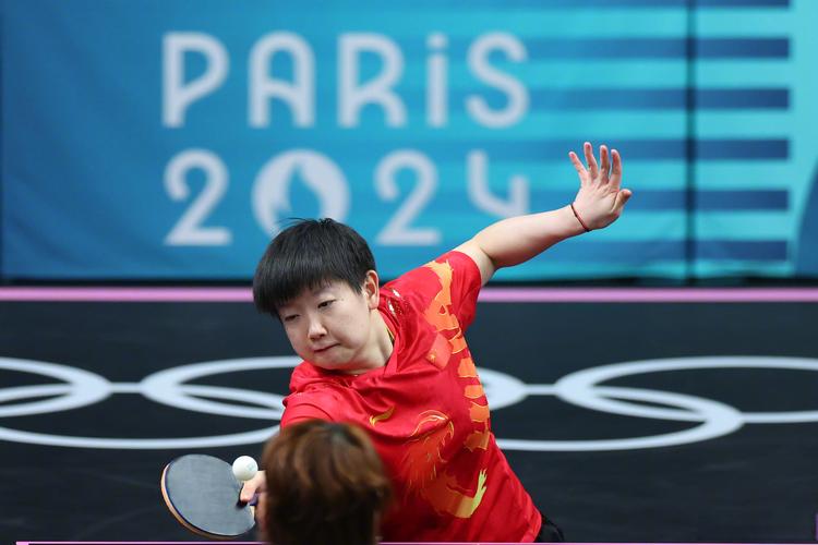 孙颖莎3比0完胜李仁思佳，强势晋级！