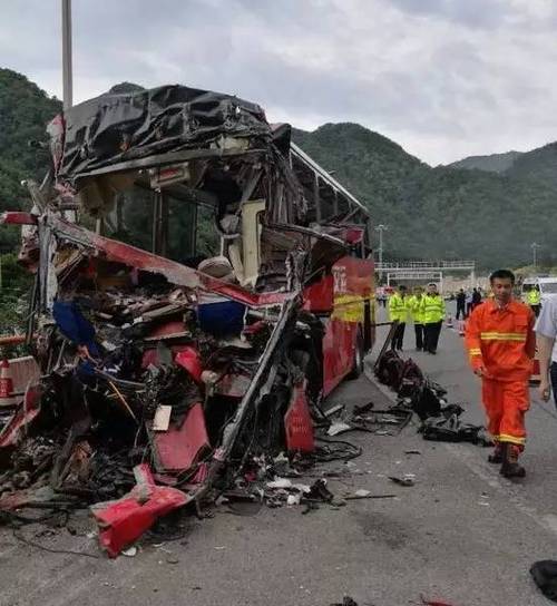 河南一地铁站附近车祸致8死系谣言